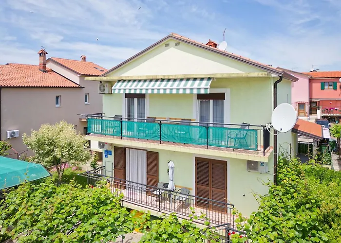 Apartments Grassi By Rent Istria