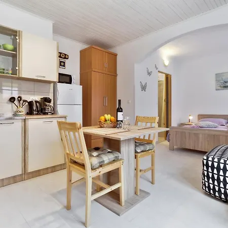 Apartments Grassi By Rent Istria Umag Exterior photo