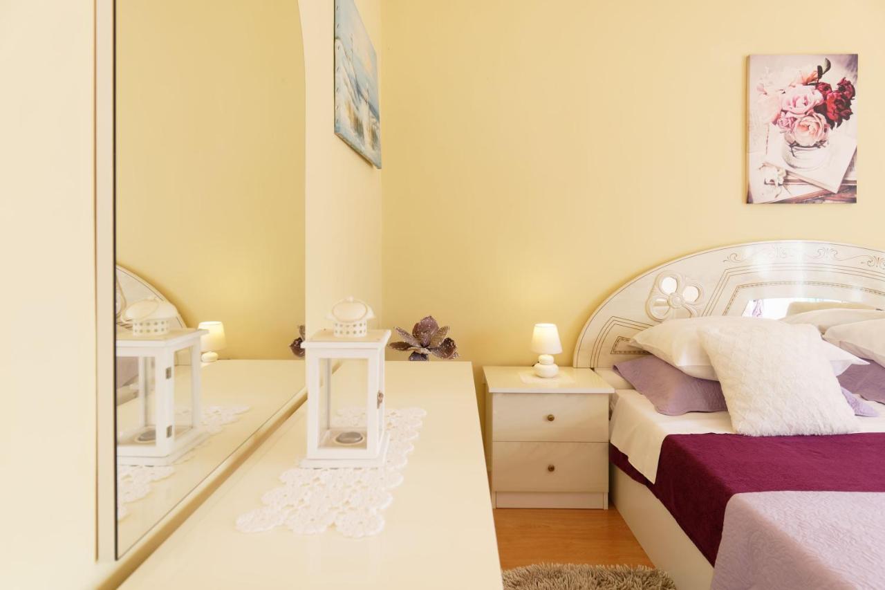 Grassi By Rent Istria Apartment *
